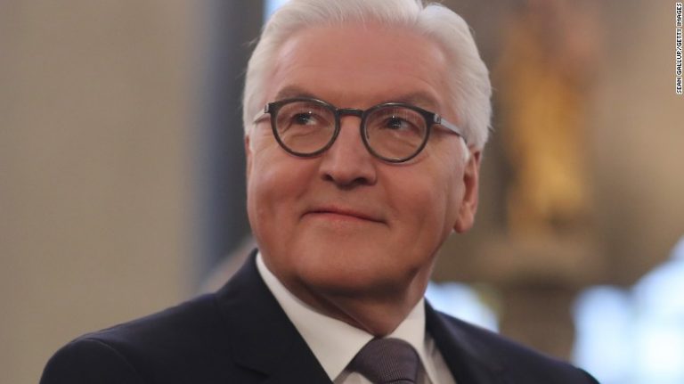 Indicado por Merkel Frank Walter Steinmeier é eleito presidente da