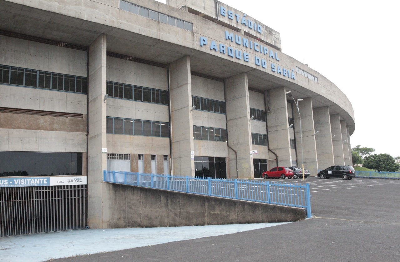 Estádio Parque do Sabiá recebe obras de melhorias e adequações - V9 TV ...