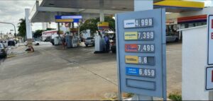 Litro da gasolina custa R$ 11,56 no interior do Acre