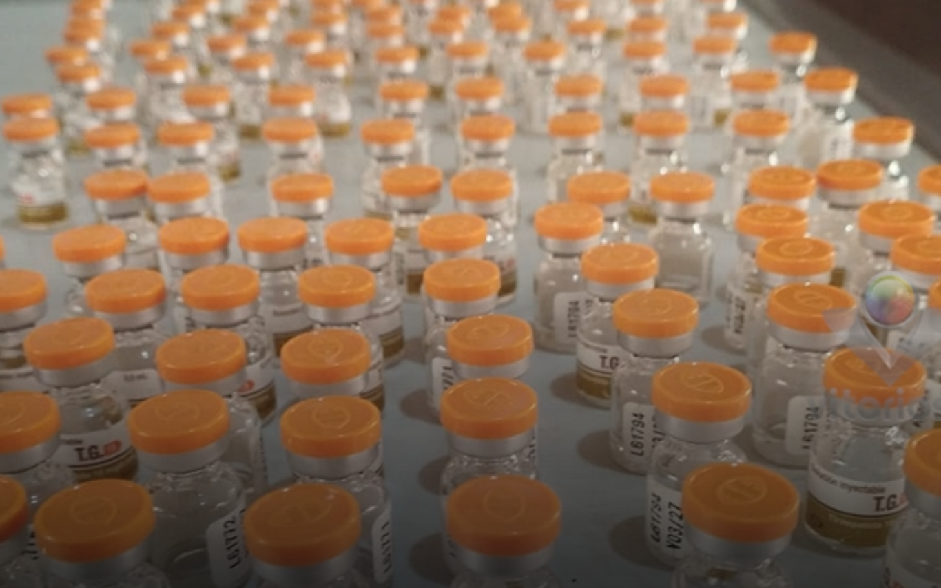 Medicamentos de emagrecimento apreendidos durante operação policial.