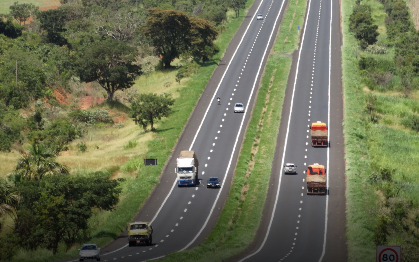 Imagem ilustrativa da BR-050.