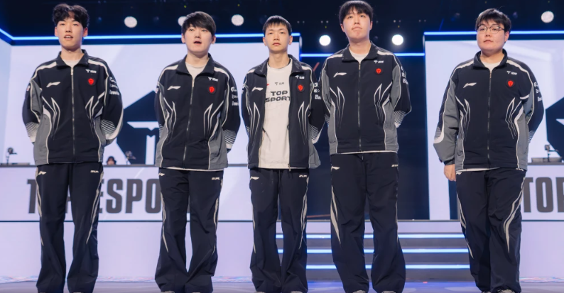 A Top Esports, da China, é uma das equipes invictas na competição até o momento.