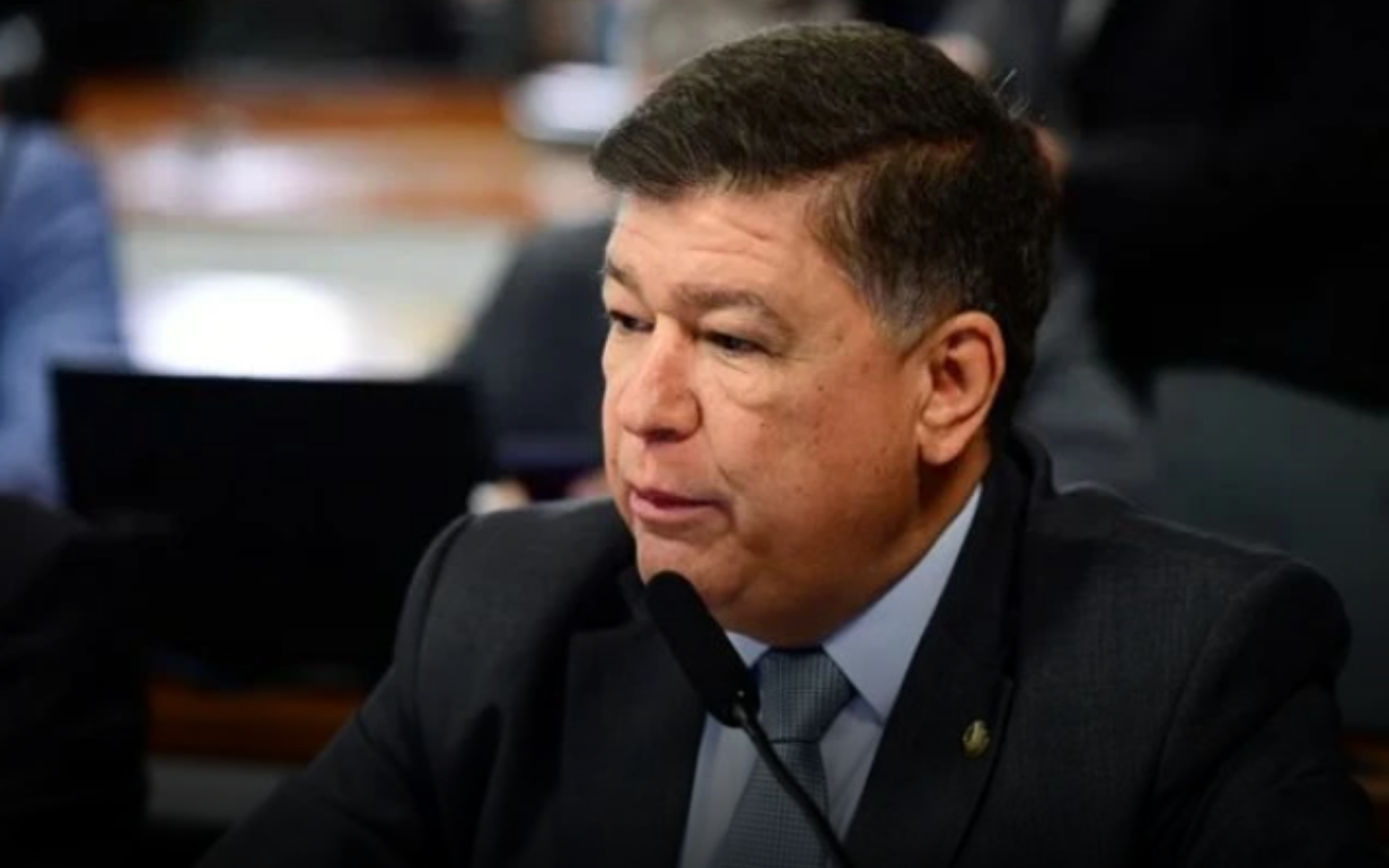 Senador Carlos Viana.