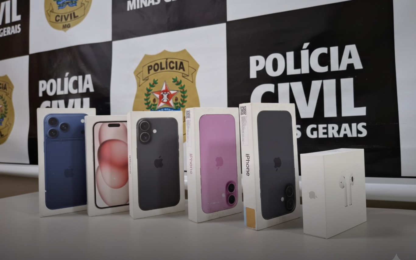 Celulares recuperados pela polícia.