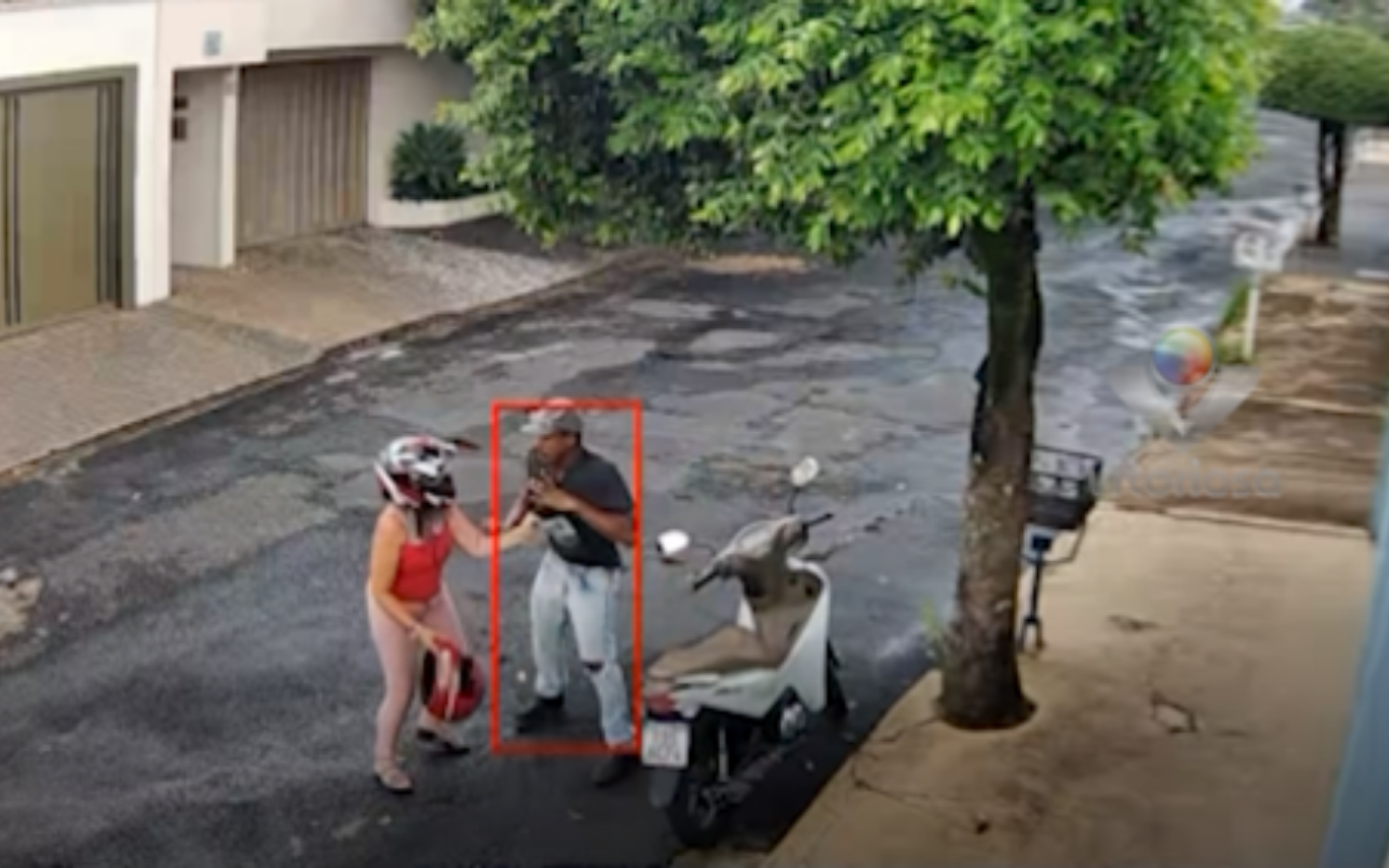 Flagrante de roubo de celular em Uberlândia