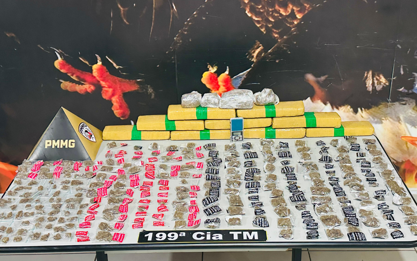 Drogas apreendidas no Assentamento Maná