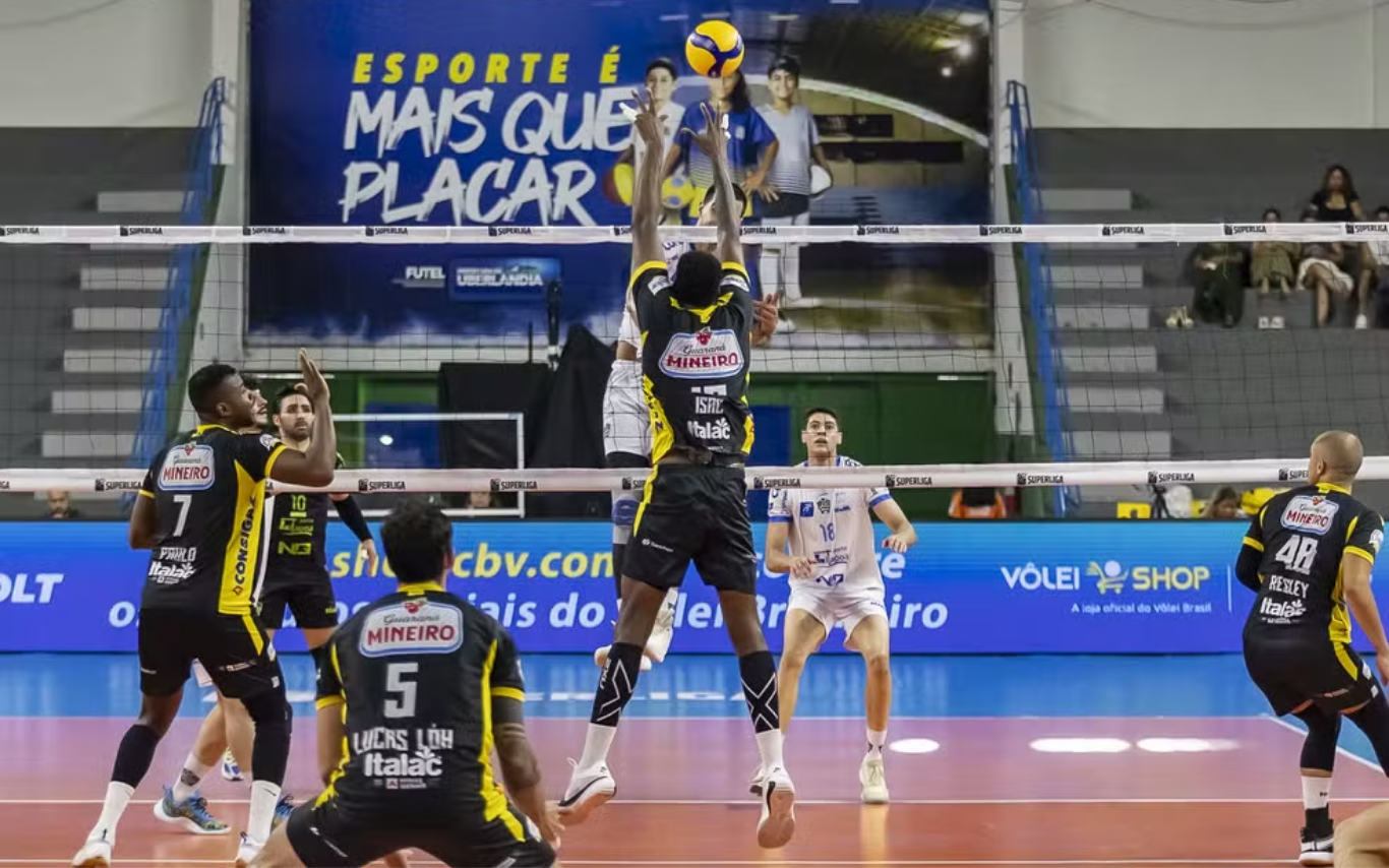 Praia Clube e Joinville