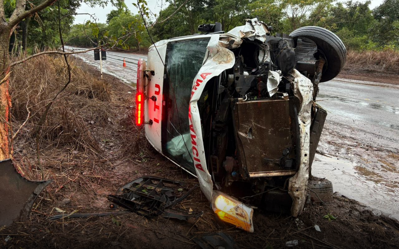 UTI móvel que tombou na MG-255