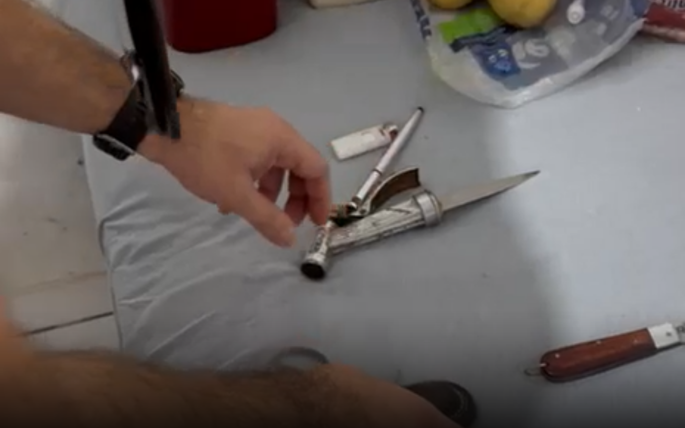 Armas encontradas durante mandado de busca da PF em Patos de Minas