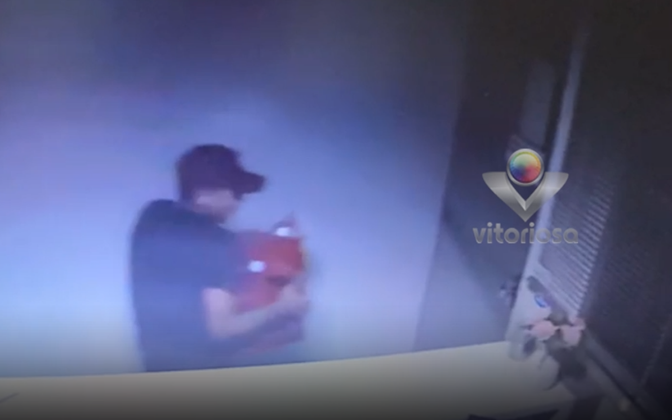 Invasão e furto a construtora no Vigilato Pereira, em Uberlândia