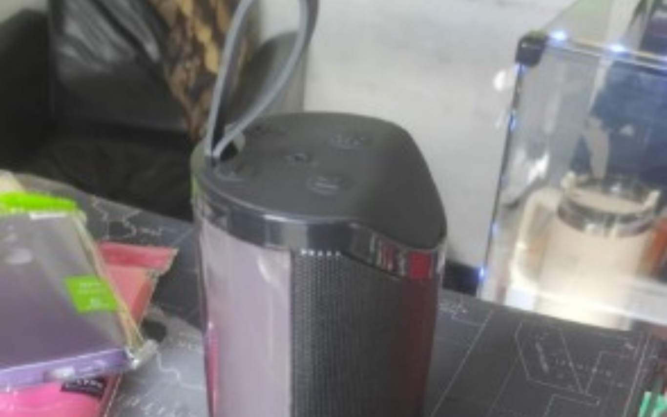 Caixa de som que foi produto de furto em Uberlândia