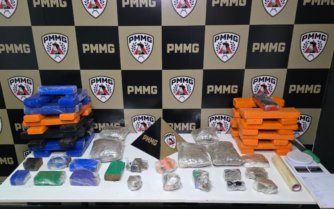 Drogas apreendidas no bairro Canaã, em Uberlândia