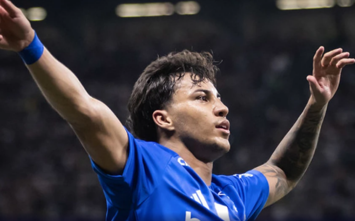 Kaio Jorge comemora gol que marcou pelo Cruzeiro sobre o Atlético