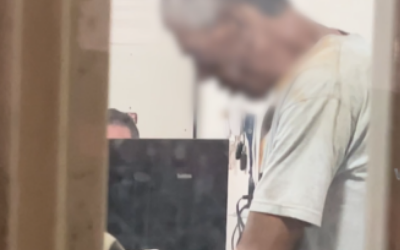 Homem é preso por arrombamento e por fingir estar armado em Uberlândia