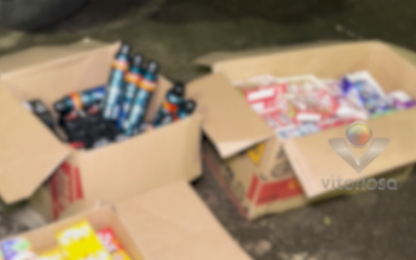 Itens apreendidos pela PRF com os criminosos