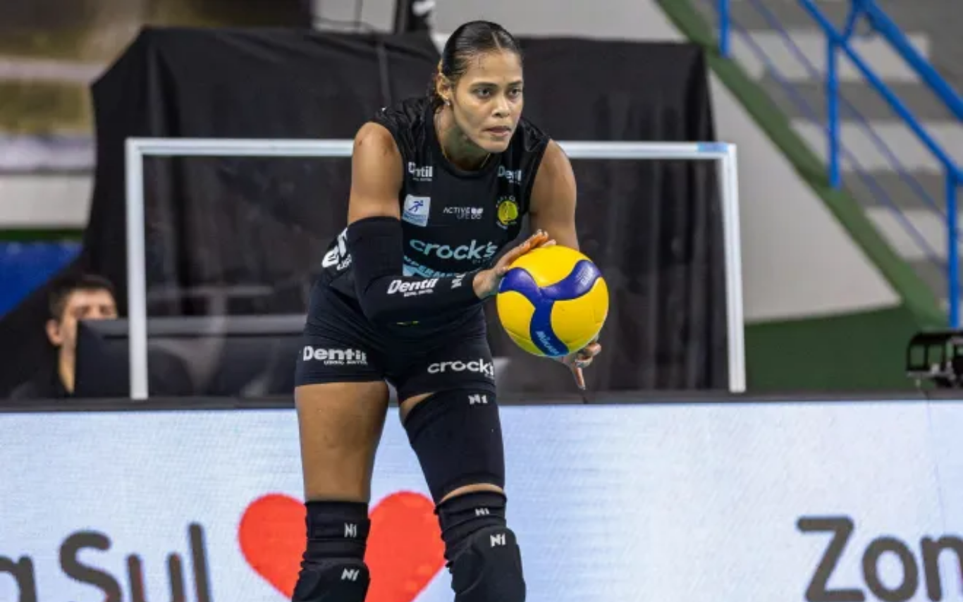 Adenízia, do Praia Clube