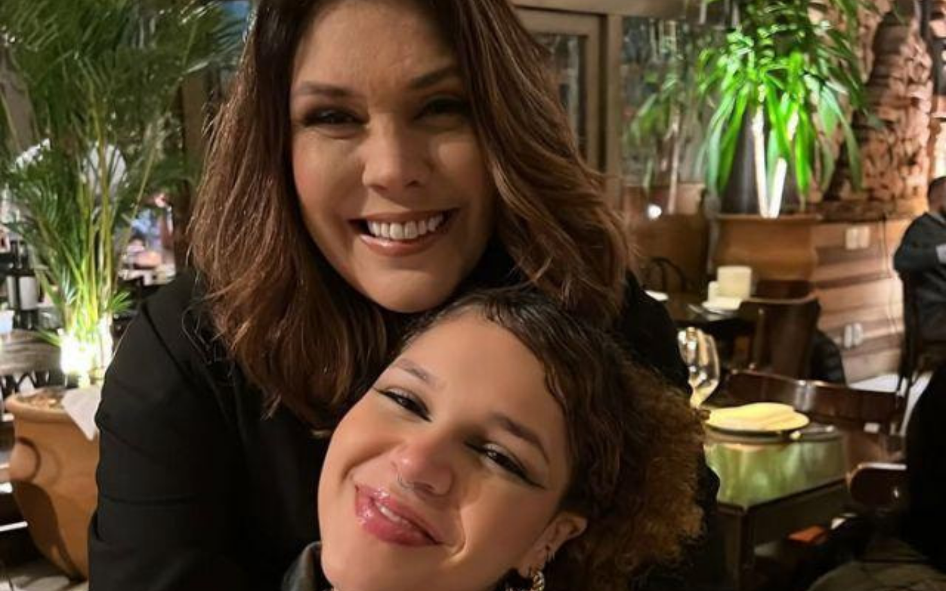 Simony e filha