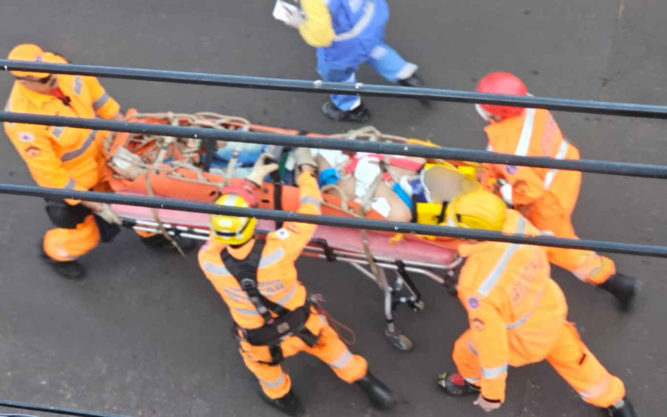 Trabalhador fica ferido em acidente com rede elétrica no Vigilato Pereira, em Uberlândia