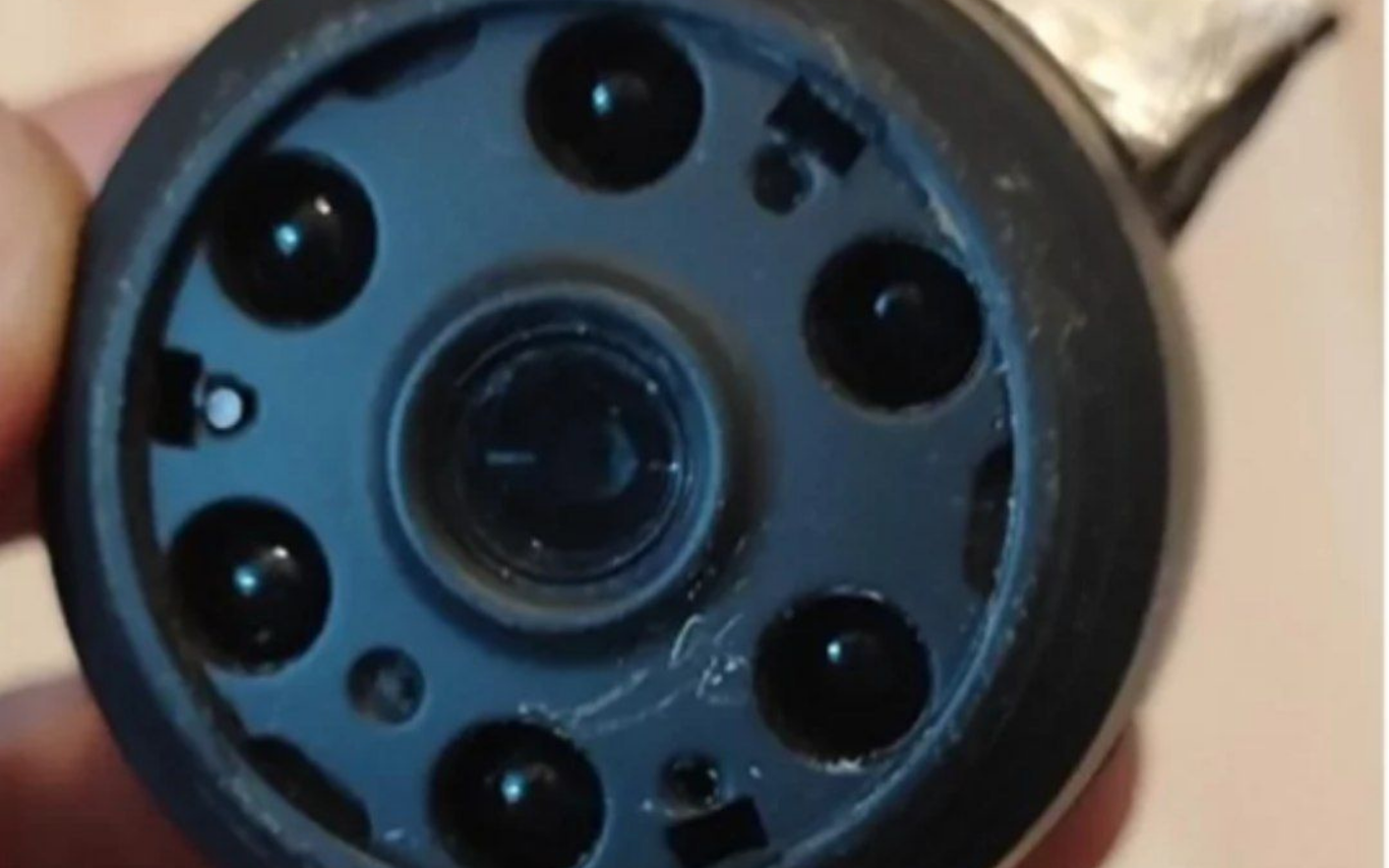 Mulher descobre câmera escondida em ventilador do próprio quarto em Uberaba