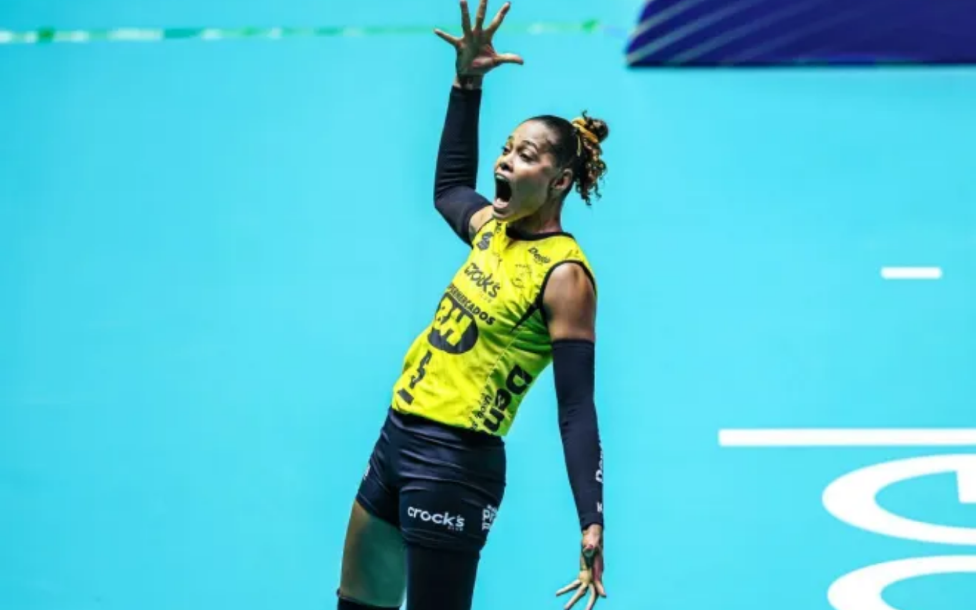 Adenízia, do Praia Clube, foi eleita a MVP da temporada 2025/2026 da Superliga Feminina