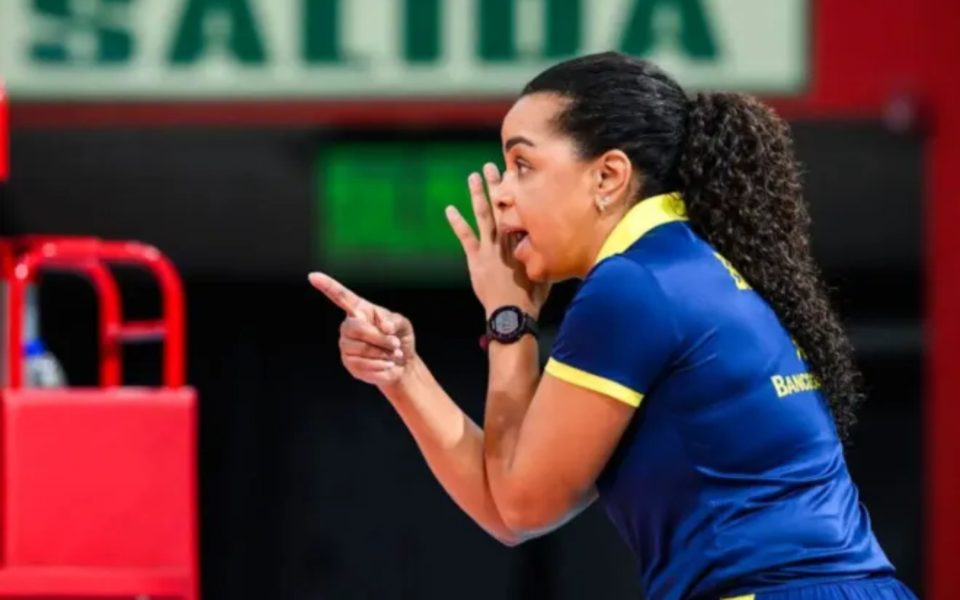 Fofão, ex-levantadora e nova auxilair técnica do Brasil
