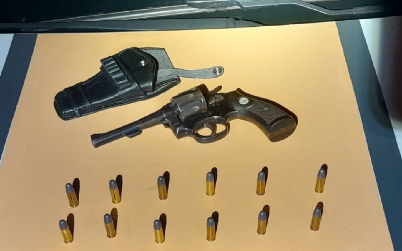 Homem preso com arma de fogo em Tupaciguara