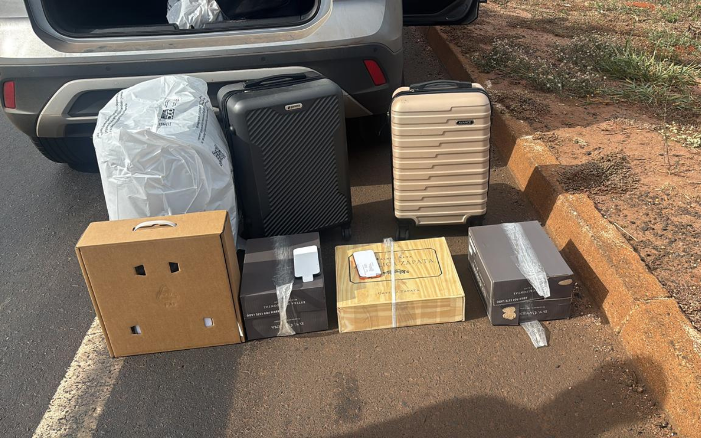Itens contrabandeados apreendidos pela PMRv em Uberlândia