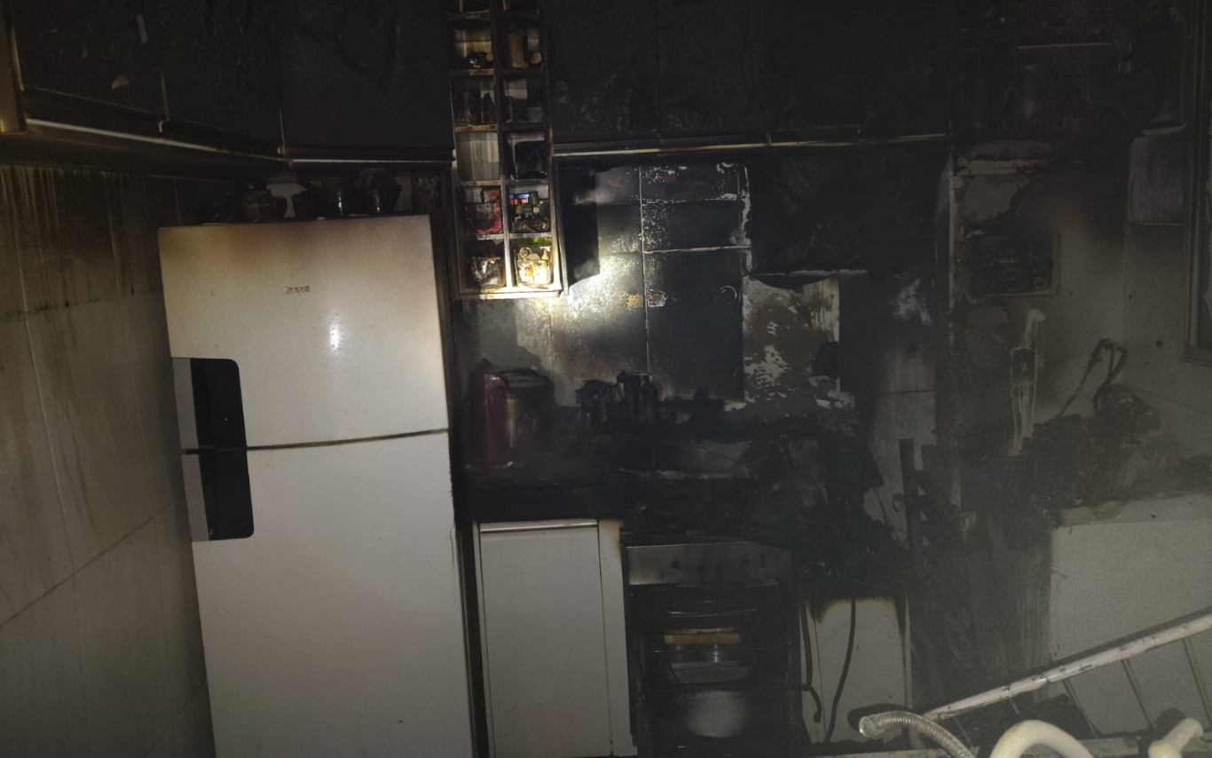 Incêndio em apartamento no bairro Shopping Park