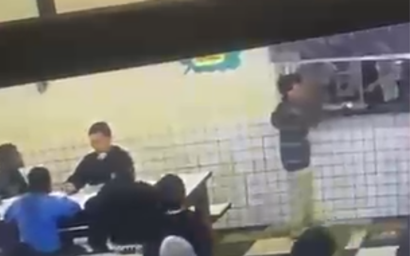 Suspeita de ingestão de vidro durante merenda de escola em Uberlândia