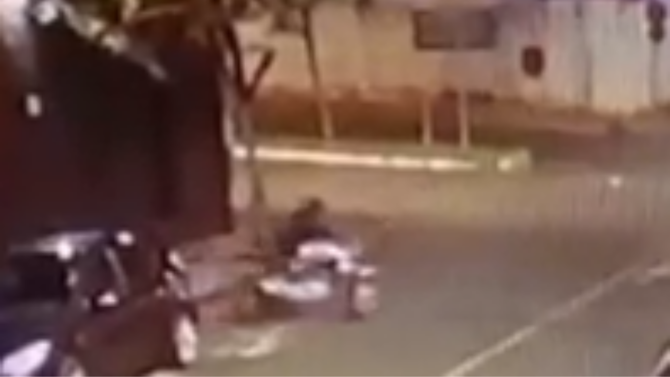 Moto é furtada no bairro Santa Mônica, em Uberlândia