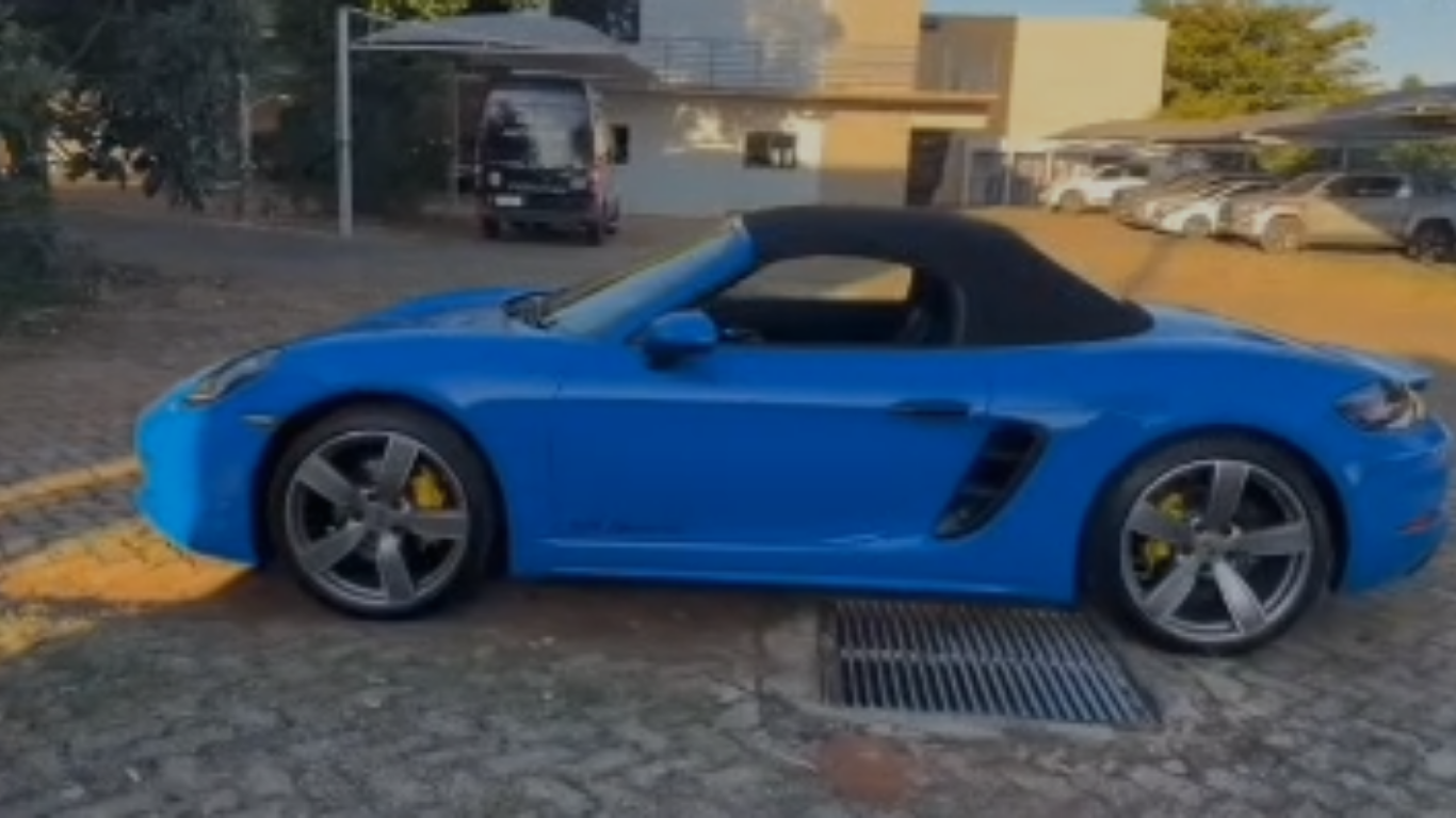 Porsche de R$ 580 mil apreendido em Uberlândia