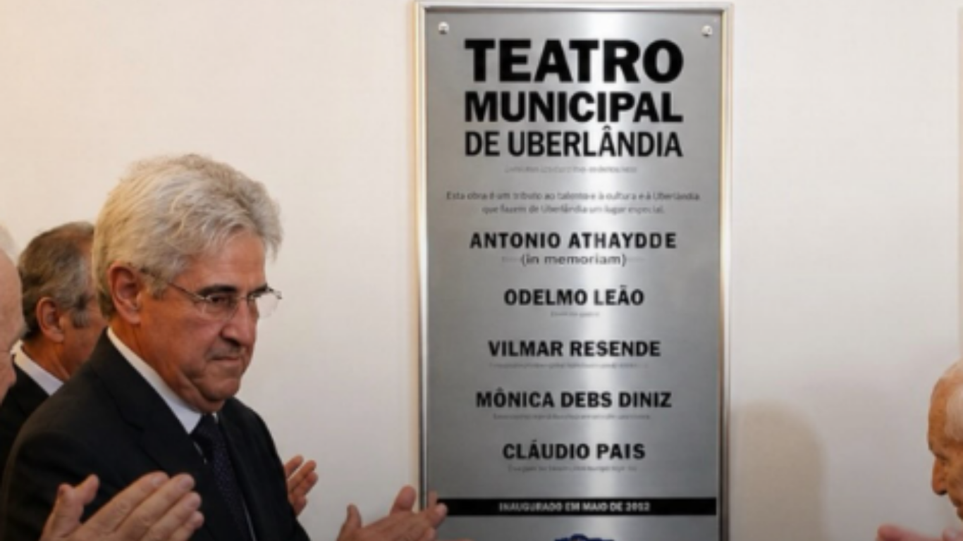 Odelmo Leão no Teatro Municipal de Uberlândia