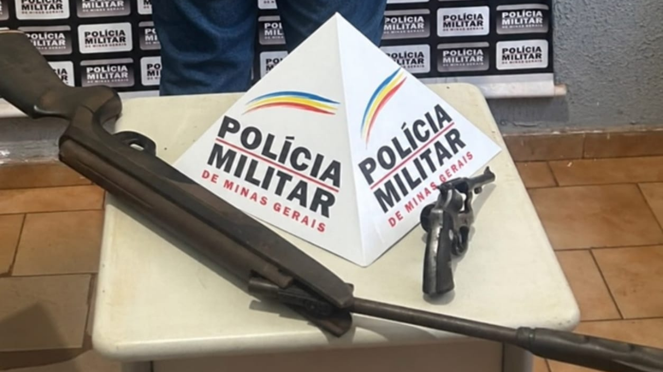 Foragido da Justiça por crime violento é preso com armas de fogo em Campo Florido