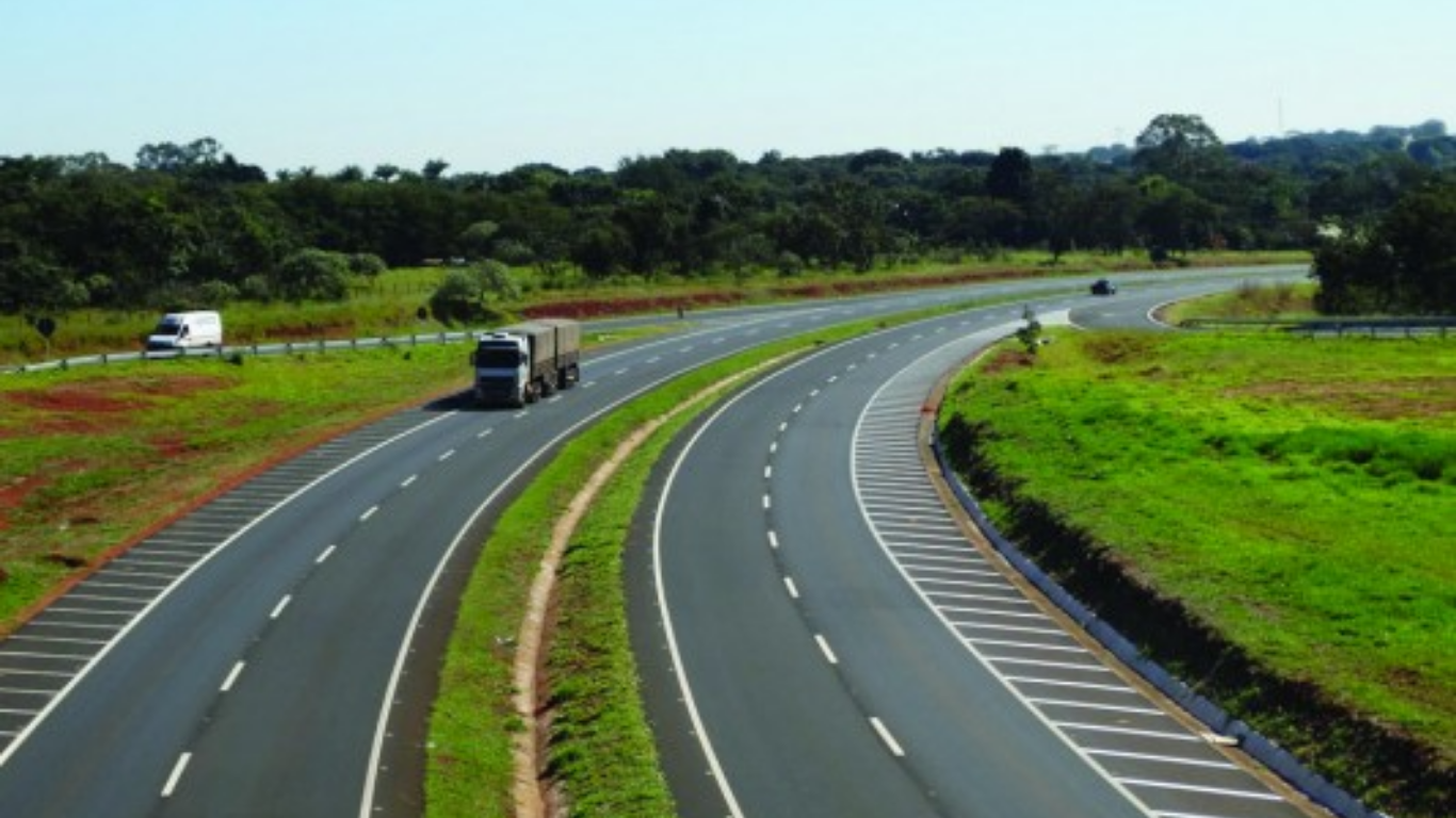 Ecovias Minas Goiás vai interditar trecho da pista sul da BR-050 em Araguari para obras em viaduto entre os dias 14 e 18 de setembro