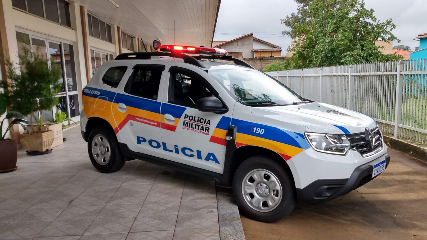 Operação contra o tráfico no bairro Pequis tem reviravolta após ataque de cães pitbull e disparo de arma de fogo