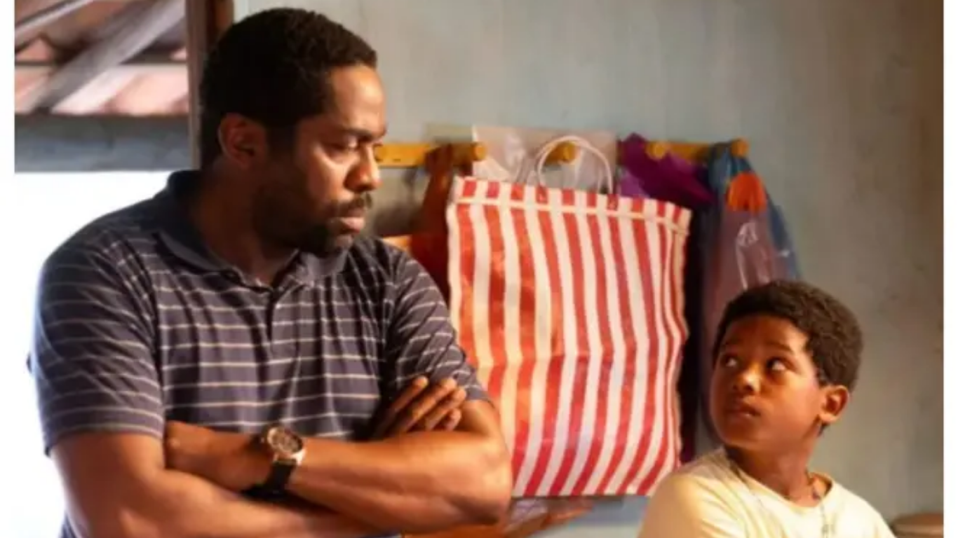 Yuri Gomes e Lázaro Ramos no filme brasileiro "Feito Pipa"