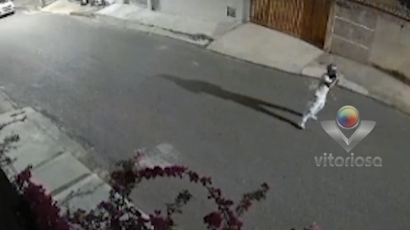 Motociclista sofre queda durante manobra em Patos de Minas e é internado na Santa Casa