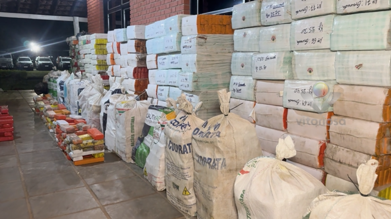 Polícia Militar apreende 5 toneladas de maconha em imóvel usado como esconderijo em Uberlândia