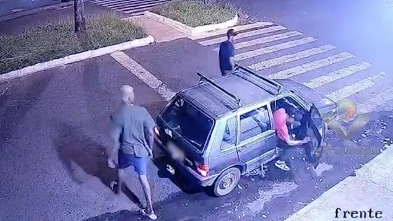 Carro usado para arrombar supermercado em Uberlândia era furtado; suspeito é preso